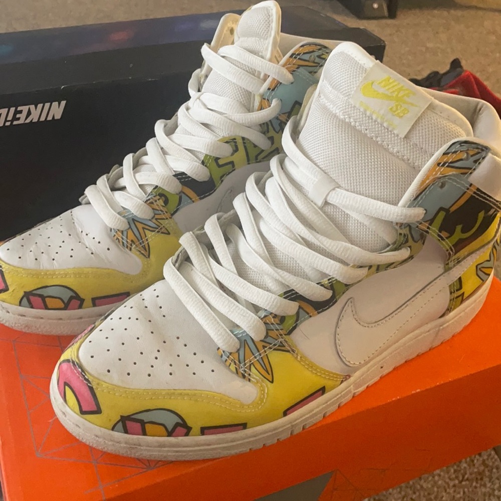 Nike SB “De La Soul” High! Size 10! Lightly worn! Rare